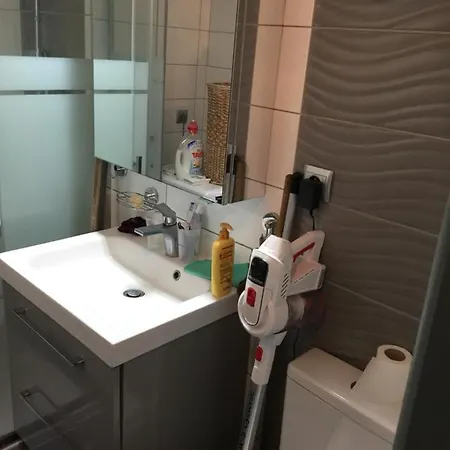 Appartement T2 Terrasse 20m2 Climatisé à 1mn Chrono à Pied De La , Et Sentier Du Littoral Terrasse 20 M2 Vue