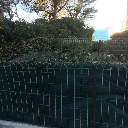 Appartement T2 Terrasse 20m2 Climatisé à 1mn Chrono à Pied De La , Et Sentier Du Littoral Terrasse 20 M2 Vue Six-Fours-les-Plages