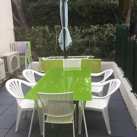 T2 Terrasse 20m2 Climatisé à 1mn Chrono à Pied De La , Et Sentier Du Littoral Terrasse 20 M2 Vue Six-Fours-les-Plages