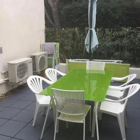 Marina Cap Negre: Beachfront With Sea View Terrace * Six-Fours-les-Plages